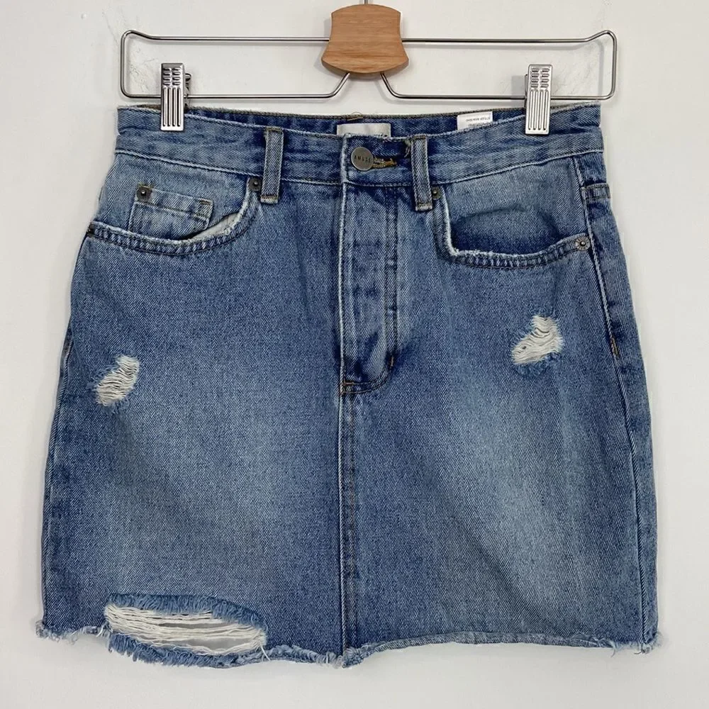 Amuse Society Shortcut Ripped Denim Skirt Sz XS
